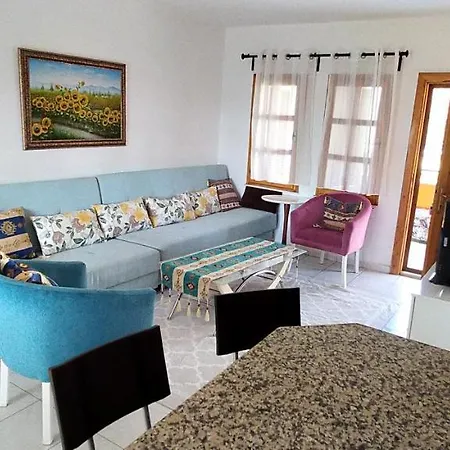 Hotel Havuz Olanakli Bahceli Karens Fethiye