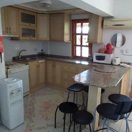 Hotel Havuz Olanakli Bahceli Karens Fethiye